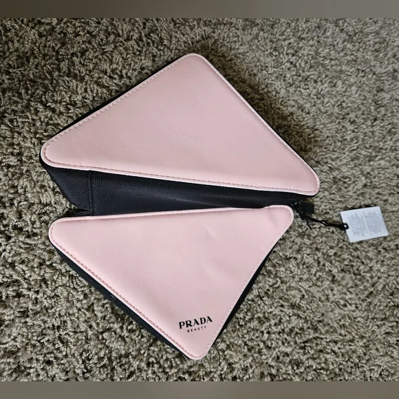 NEW Prada Makeup Case - Picture 3 of 4